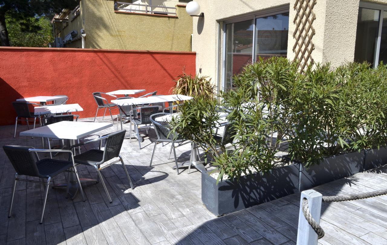 Hotel Les Mimosas Argelès-sur-Mer Exterior foto